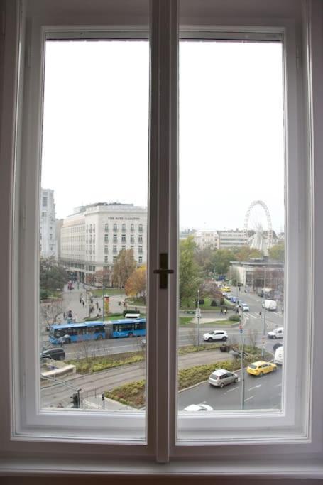 Premium Apartment By Hi - Central 2 Bedroom - Best View Будапеща Екстериор снимка