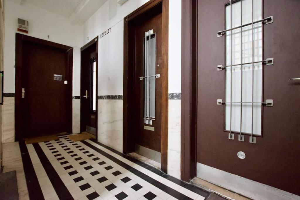 Premium Apartment By Hi - Central 2 Bedroom - Best View Будапеща Екстериор снимка